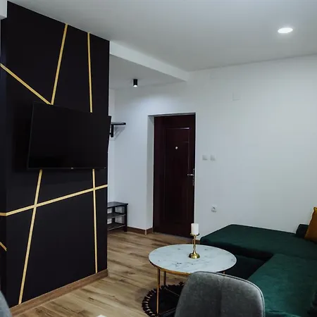 Modern 3 Apartment *